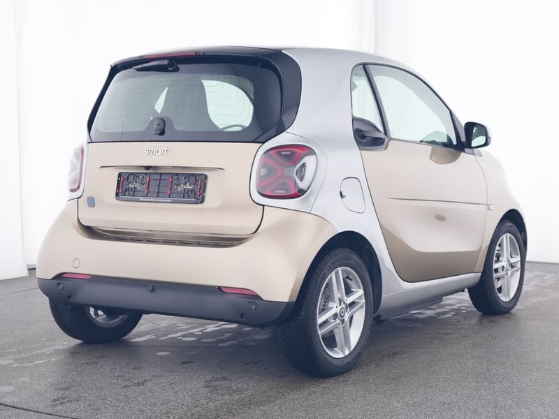 Gold Gebraucht 2024 Smart ForTwo Electric Drive Exclusive | 14.999 € (Fairer Preis) - Bild 1/1