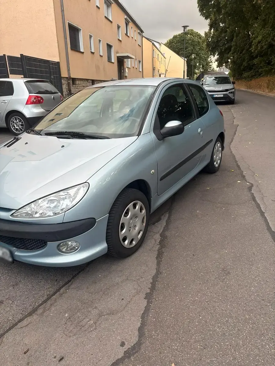 Gebraucht Peugeot 206 2009 Silber Kleinwagen
