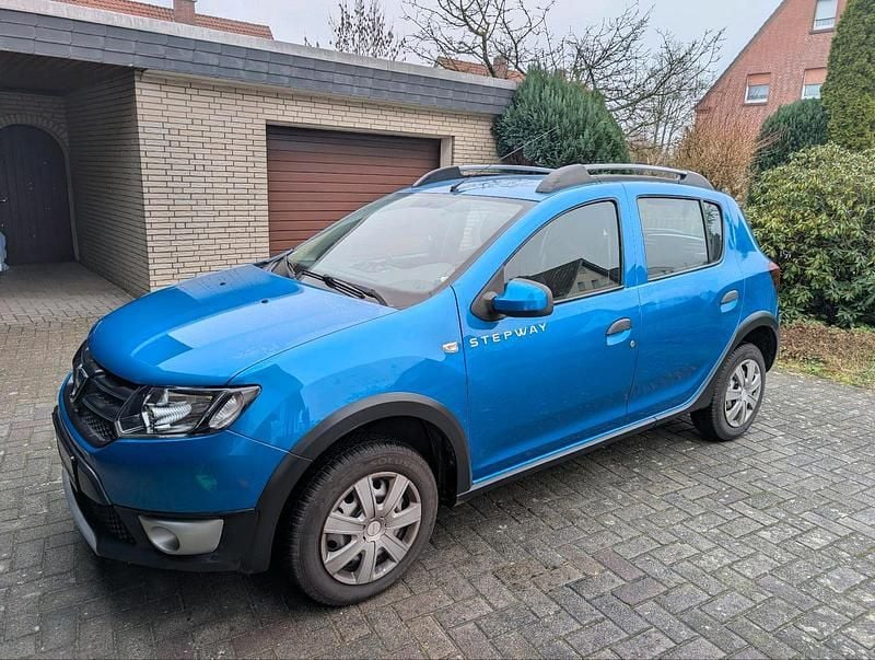 Gebraucht Dacia Sandero Stepway 90 PS (66 kW) 2013 Blau Limousine