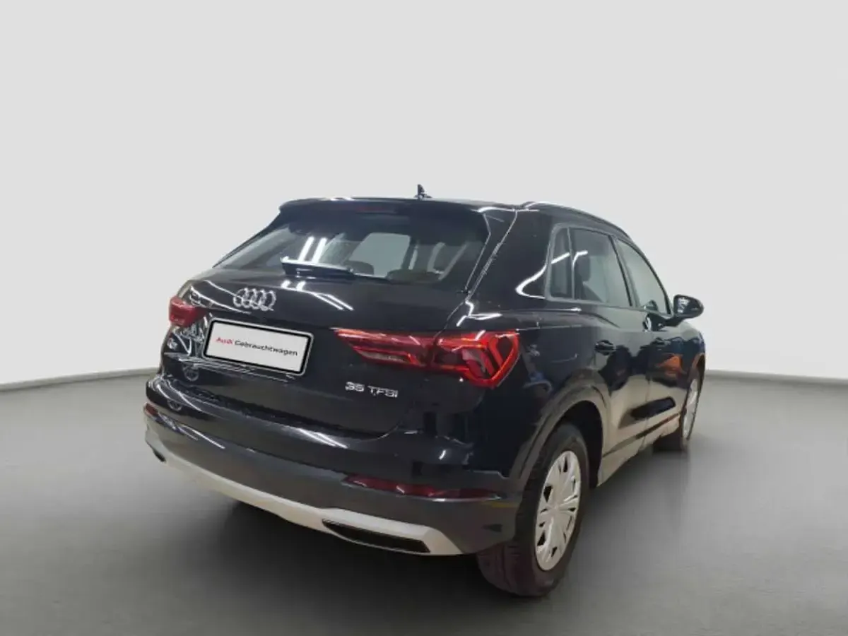 Gebraucht Audi Q3 150 PS (110 kW) 2025 Schwarz SUV