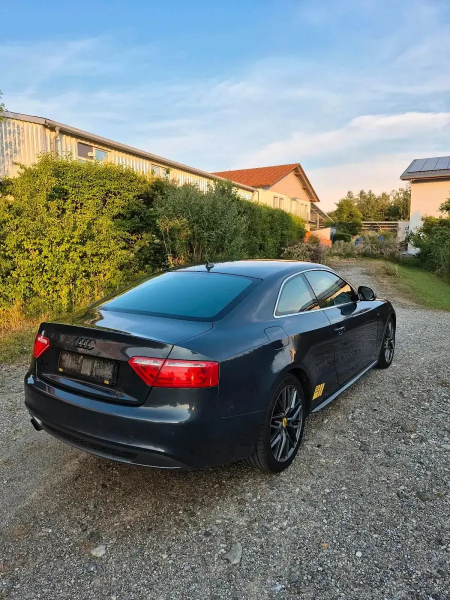 Gebraucht Audi A5 S-Line 210 PS (154 kW) 2009 Grau Coupé