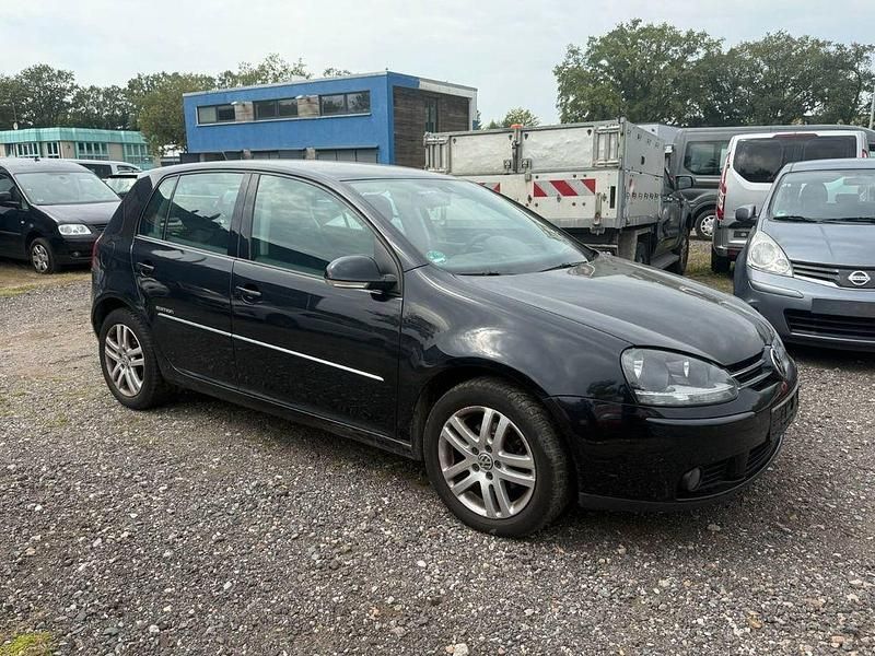 Schwarz Gebraucht 2008 VW Golf V Edition Limousine | 1.600 € (Superpreis) - Bild 1/4