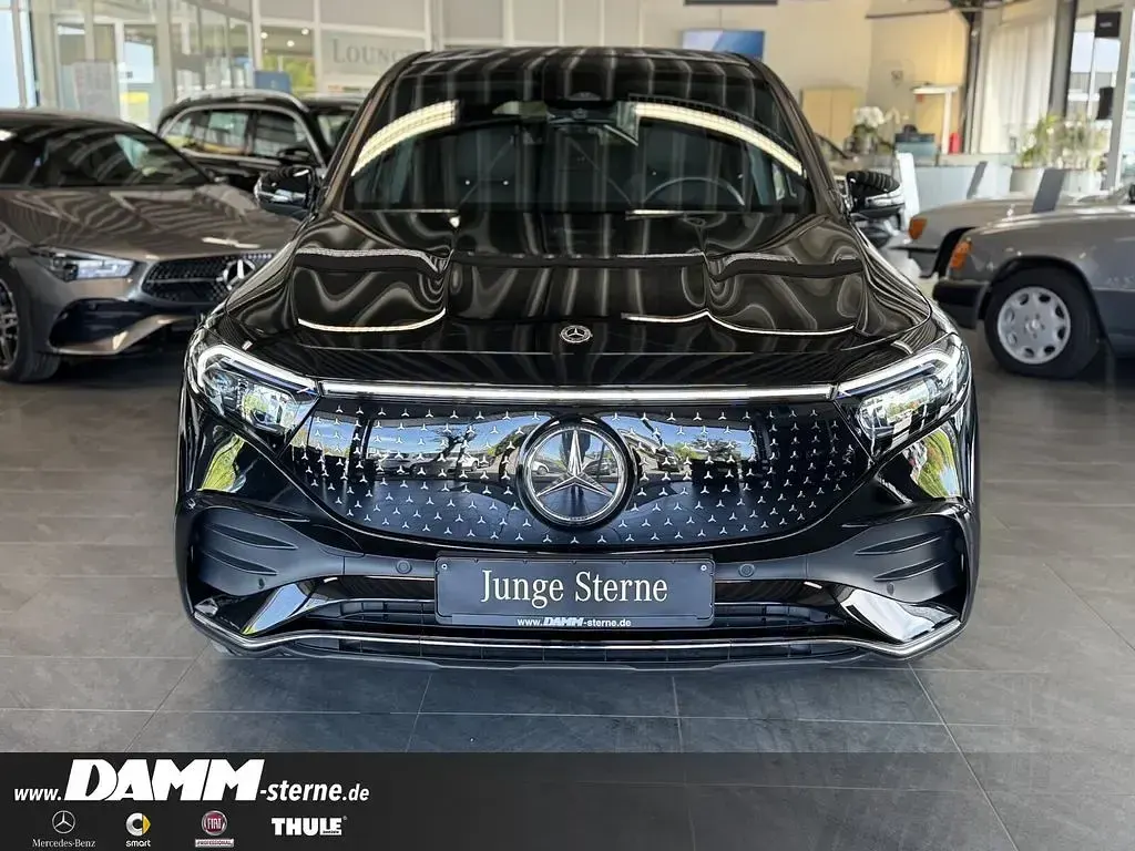 Gebraucht Mercedes EQB300 AMG 167 kW (228 PS) 2025 Kosmosschwarz SUV