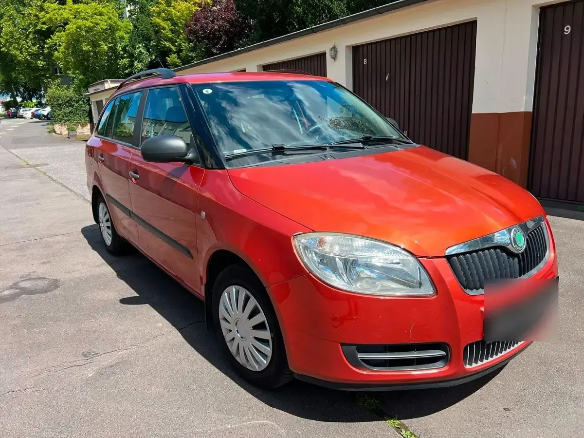 Gebraucht Skoda Fabia Ambiente 86 PS (63 kW) 2009 Orange Kombi