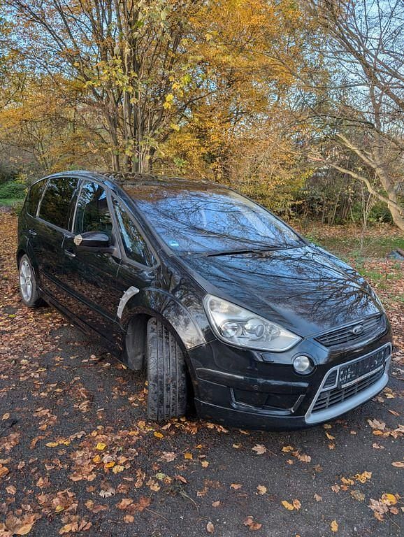 Gebraucht Ford S-MAX Titanium S 175 PS (128 kW) 2009 Schwarz Van / Kleinbus
