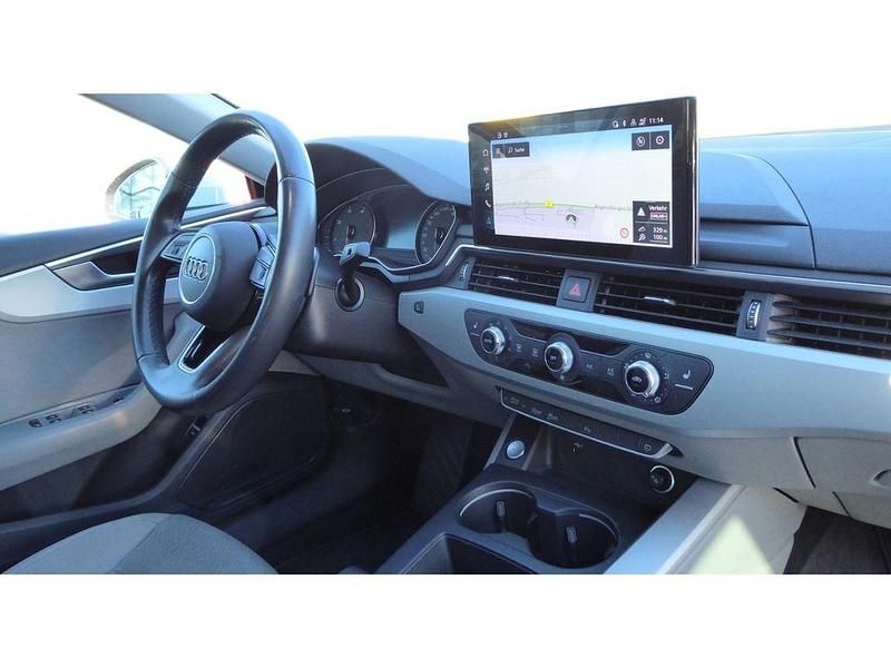 Gebraucht Audi A5 Sportback Advanced 163 PS (119 kW) 2022 Weiß Kleinwagen