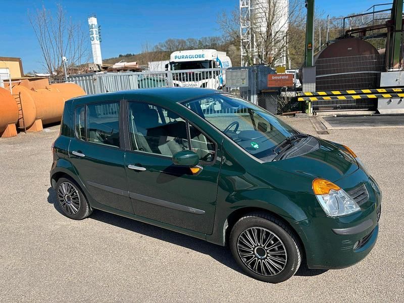 Usata Renault Modus 75 CV (55 kW) 2005 Verde Monovolume