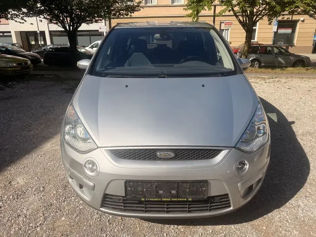 Gebraucht Ford S-MAX Trend 131 PS (96 kW) 2008 Silber Van / Kleinbus