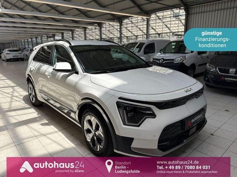 Weiß Gebraucht 2023 Kia e-Niro Vision SUV | 22.990 € (Superpreis) - Bild 1/4