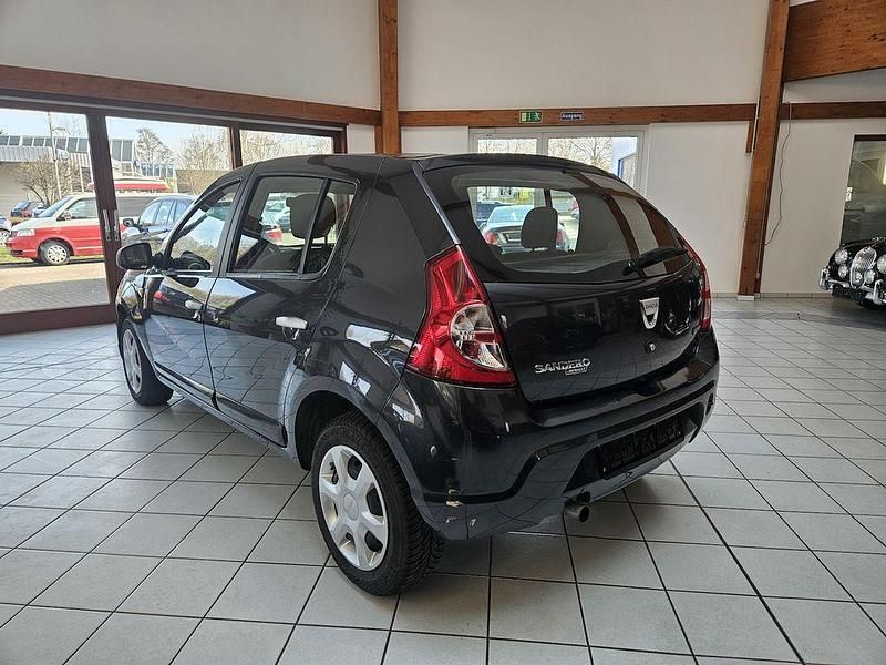 Gebraucht Dacia Sandero 88 PS (64 kW) 2008 Grau Kleinwagen