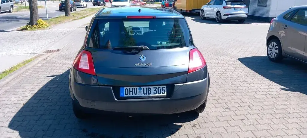 Gebraucht Renault Mégane Authentique 113 PS (83 kW) 2004 Grau Limousine