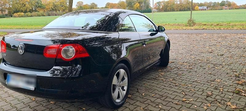 Schwarz Gebraucht 2008 VW Eos S Cabrio | 4.999 € (Etwas zu teuer) - Bild 1/4