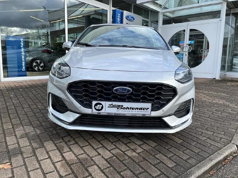 Gebraucht Ford Fiesta ST-Line 101 PS (74 kW) 2022 Polarsilber metallic Kleinwagen