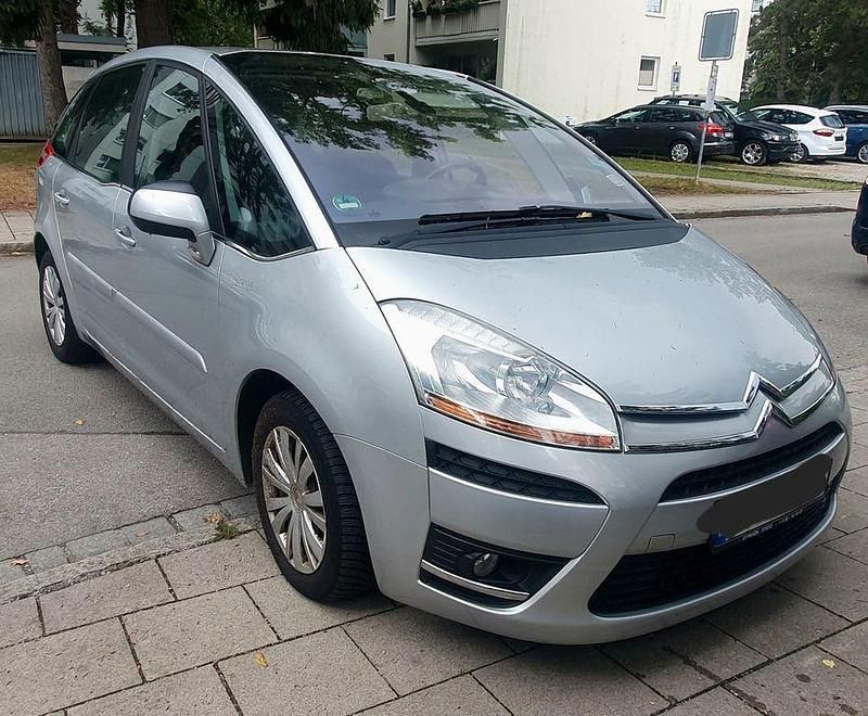 Silber Gebraucht 2010 Citroën C4 Picasso Tendance Van / Kleinbus | 4.990 € (Guter Preis) - Bild 1/4
