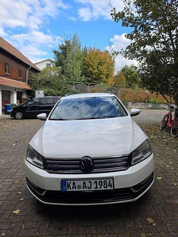 Gebraucht VW Passat Comfortline 105 PS (77 kW) 2012 Kombi