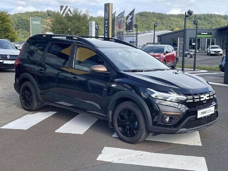 Usata Dacia Jogger Extreme 94 CV (69 kW) 2023 Nero Monovolume