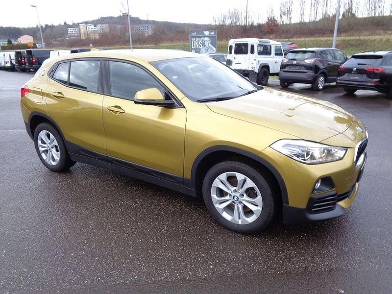 Gebraucht BMW X2 Advantage 140 PS (102 kW) 2019 Gold SUV