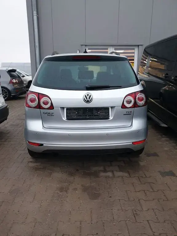 Gebraucht VW Golf Plus Match 105 PS (77 kW) 2013 Silber Van / Kleinbus