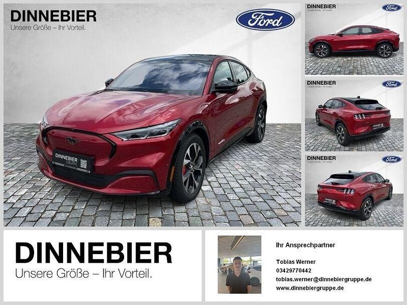 Rapid red metallic (metallic) Gebraucht 2025 Ford Mustang Mach-E Premium SUV | 63.690 € - Bild 1/4