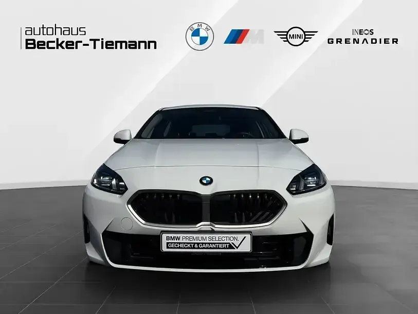 Gebraucht BMW 120 Efficient Dynamics 150 PS (110 kW) 2025 Weiß Kleinwagen