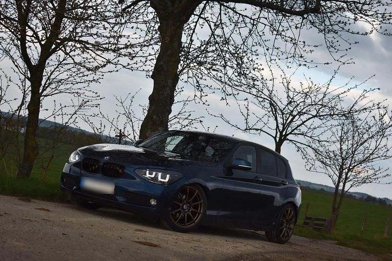 Gebraucht BMW 114 Advantage 102 PS (75 kW) 2013 Blau Kleinwagen