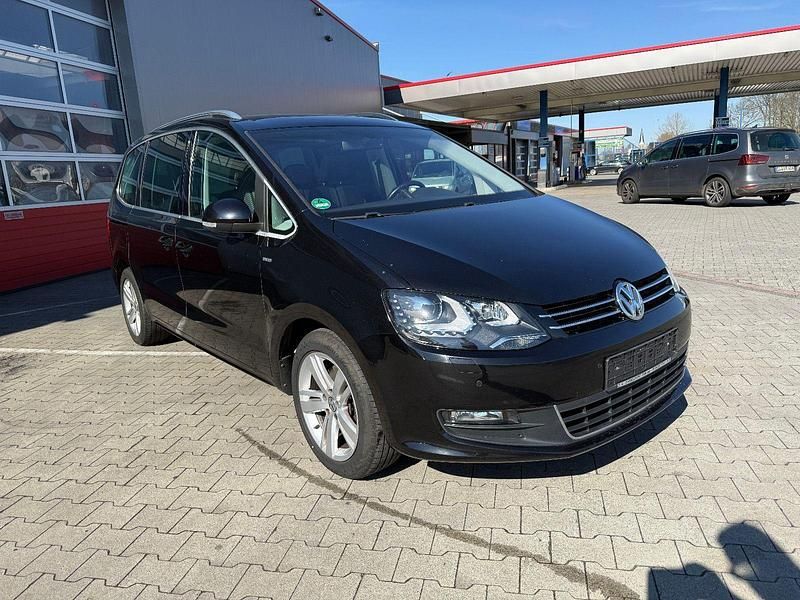 Gebraucht VW Sharan Match 140 PS (102 kW) 2013 Schwarz Van / Kleinbus