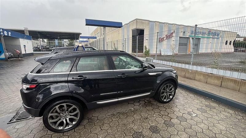 Schwarz Gebraucht 2013 Land Rover Range Rover evoque Pure SUV | 11.999 € (Superpreis) - Bild 1/4