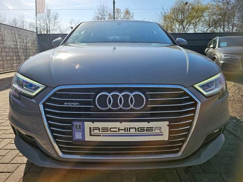 Gebraucht Audi A3 Sport 150 PS (110 kW) 2020 Quantumgrau Limousine