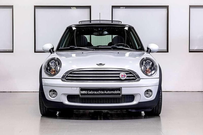 Gebraucht Mini Cooper Coupé 122 PS (89 kW) 2010 White silver metallic Coupé
