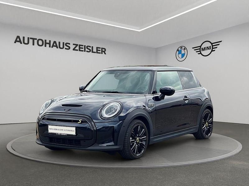 Mini yours enigmatic black Gebraucht 2023 Mini Cooper SE Hatch Kleinwagen | 21.780 € (Fairer Preis) - Bild 1/4