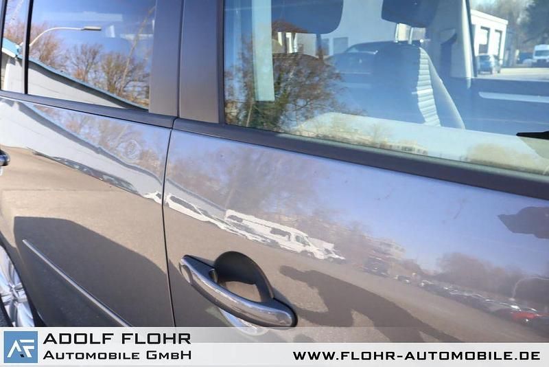 Gebraucht VW Touran Cup 140 PS (102 kW) 2015 Pepper grey Van / Kleinbus