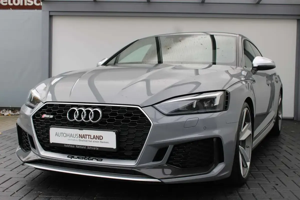 Gebraucht Audi RS5 Sportback Sport 450 PS (330 kW) 2020 Nardograu Limousine