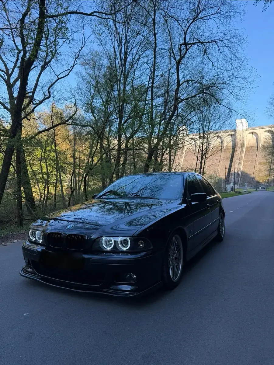 Gebraucht BMW 523 M Sport 170 PS (125 kW) 1998 Schwarz Limousine