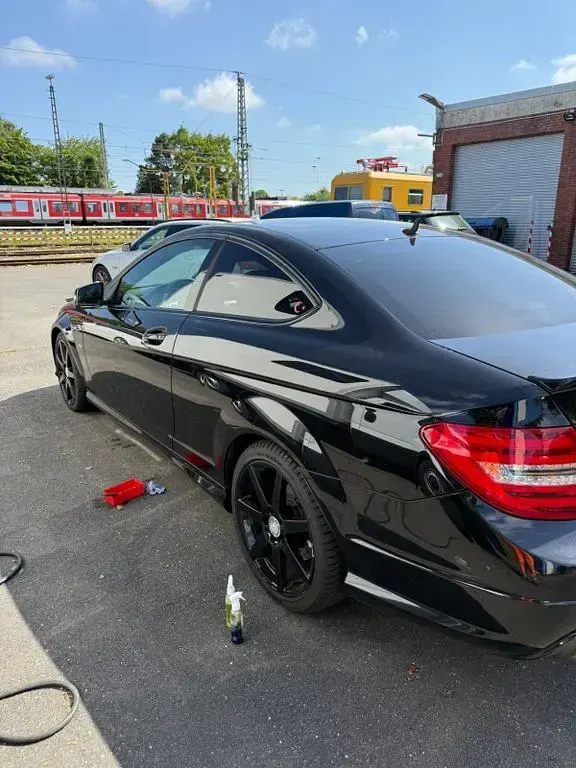 Gebraucht Mercedes C250 204 PS (150 kW) 2013 Schwarz Coupé