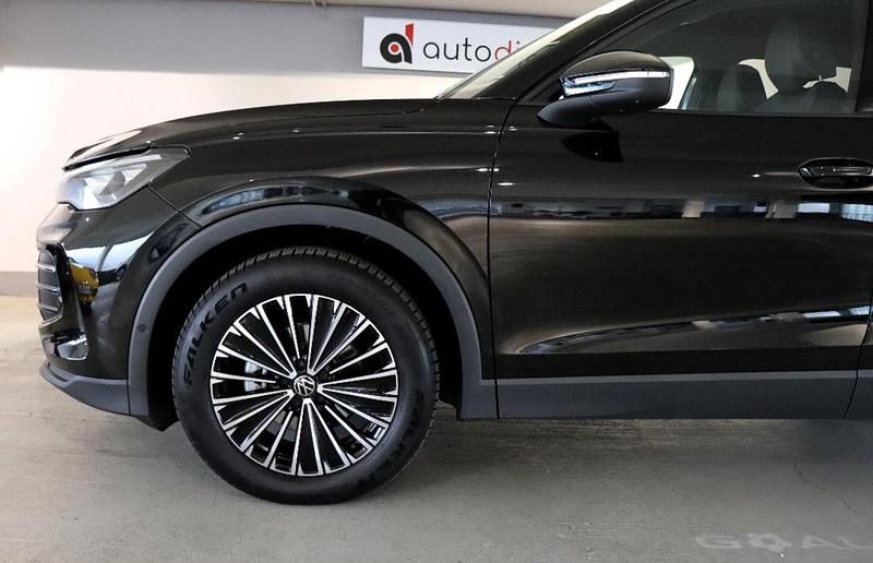 Gebraucht VW Tiguan Goal 150 PS (110 kW) 2025 Schwarz SUV
