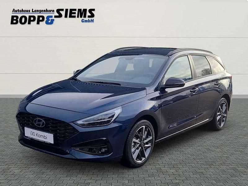 Sailing blue Neu 2025 Hyundai i30 Advantage Kombi | 27.460 € (Etwas zu teuer) - Bild 1/4