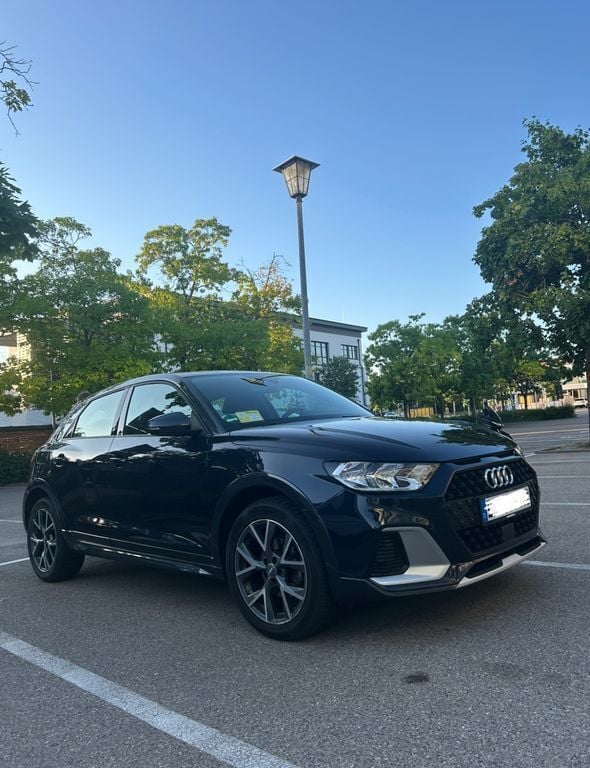 Schwarz Gebraucht 2020 Audi A1 Kleinwagen | 20.500 € (Guter Preis) - Bild 1/4