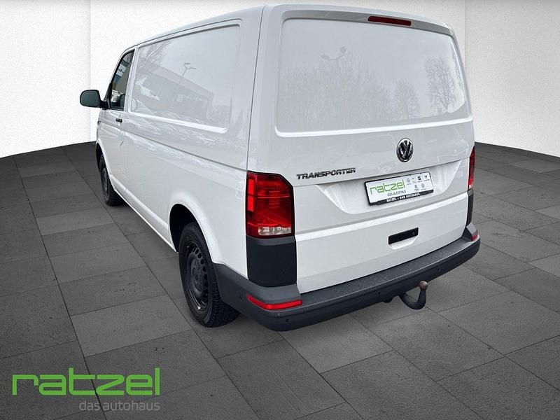 Używany VW Transporter 90 KM (66 kW) 2021 Biały Van