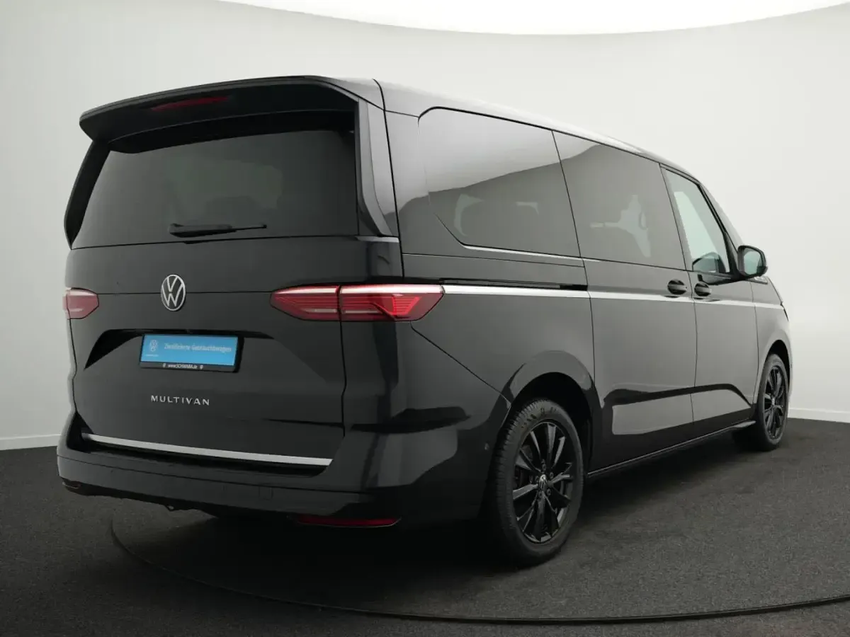 Usado VW Multivan Style 150 HP (110 kW) 2025 Monovolume