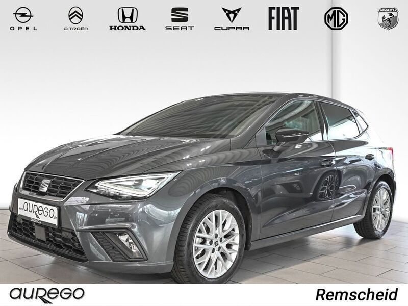 Grau Gebraucht 2024 Seat Ibiza FR Limousine | 20.980 € (Fairer Preis) - Bild 1/4