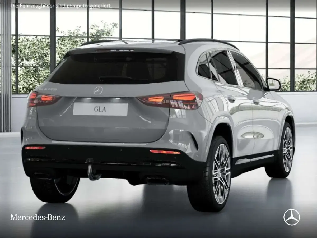 Gebraucht Mercedes GLA200 AMG 163 PS (119 kW) 2026 Manufaktur alpingrau SUV