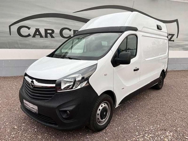 Second-hand Opel Vivaro 145 CP (106 kW) 2017 Alb Monovolum