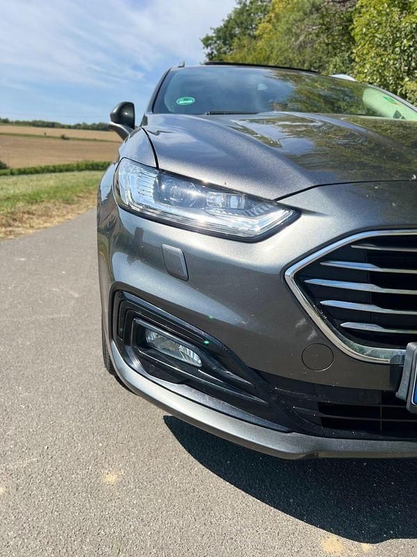 Grau Gebraucht 2019 Ford Mondeo Business Edition Kombi | 12.500 € (Fairer Preis) - Bild 1/4