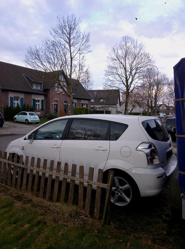 Gebraucht Toyota Corolla 177 PS (130 kW) 2006 Weiß Kombi