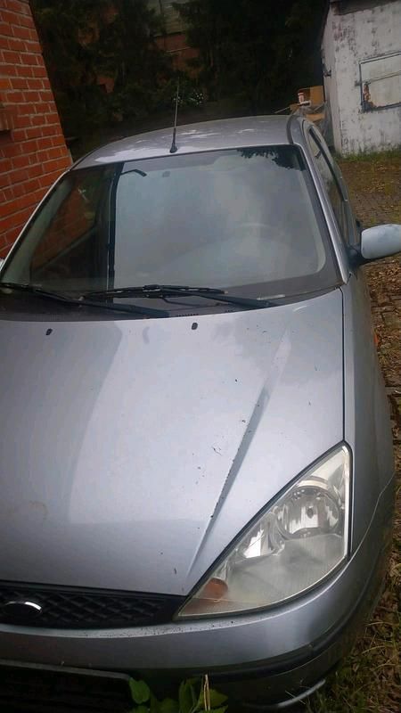 Second-hand Ford Focus 75 CP (55 kW) 2002 Argintiu Hatchback