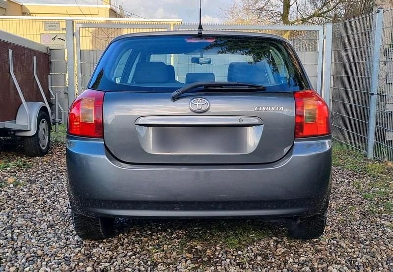 Gebraucht Toyota Corolla 110 PS (80 kW) 2002 Grau Kleinwagen