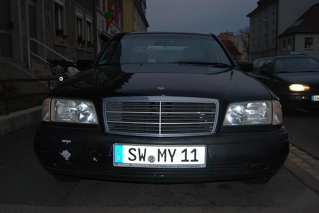 Gebraucht Mercedes C200 185 PS (136 kW) 1997 Schwarz metallic Limousine