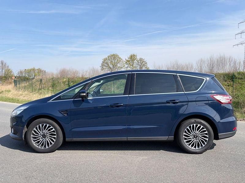 Second-hand Ford S-MAX S 190 CP (139 kW) 2018 Monovolum