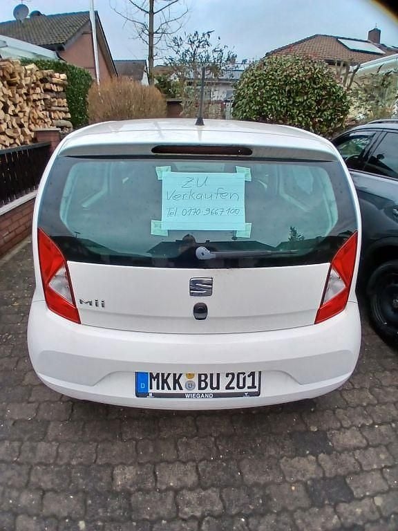 Gebraucht Seat Mii Chic 60 PS (44 kW) 2018 Weiß Kleinwagen