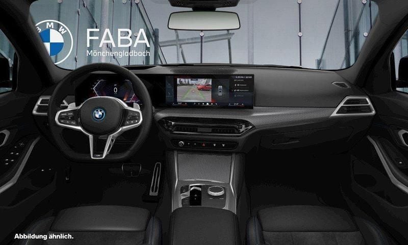 Gebraucht BMW 330e Shadowline 292 PS (214 kW) 2023 Schwarz Kombi